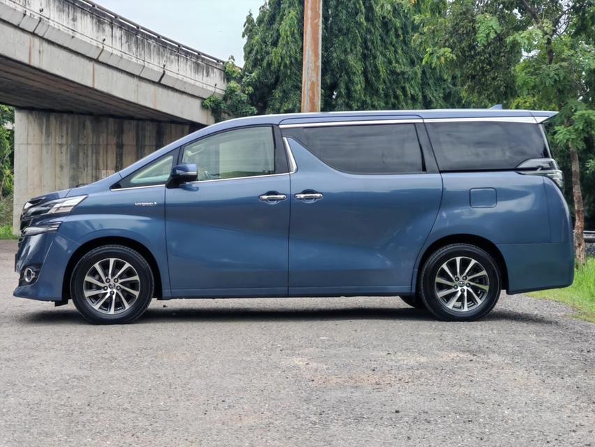 💥 Toyota Vellfire 2.5 Hybrid Executive Lounge E-Four 4WD 15 จด 16 💥 20