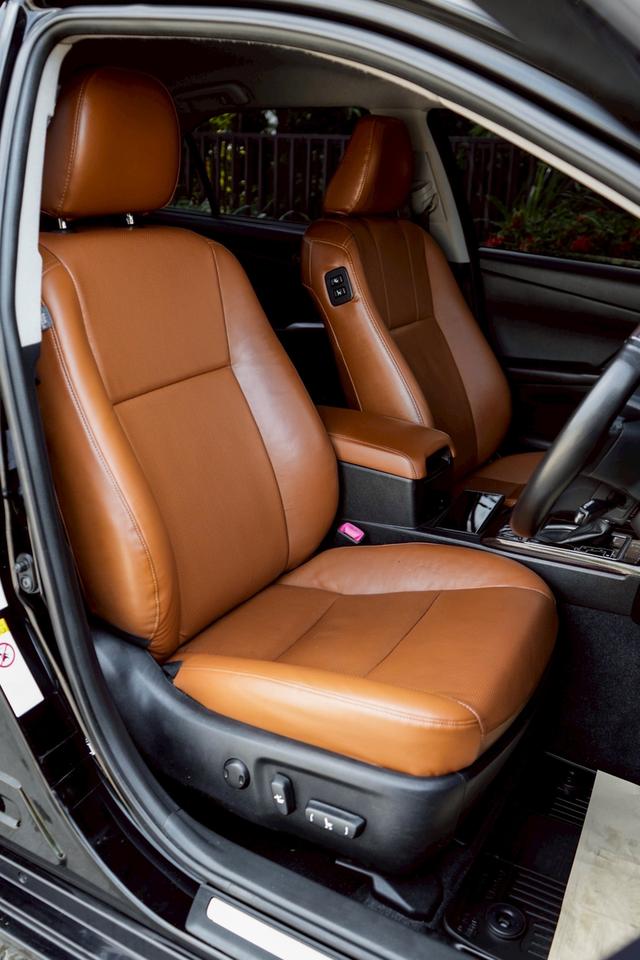 รหัสรถ CBL2383 TOYOTA CAMRY 2.5 Hybrid AT 2017 14