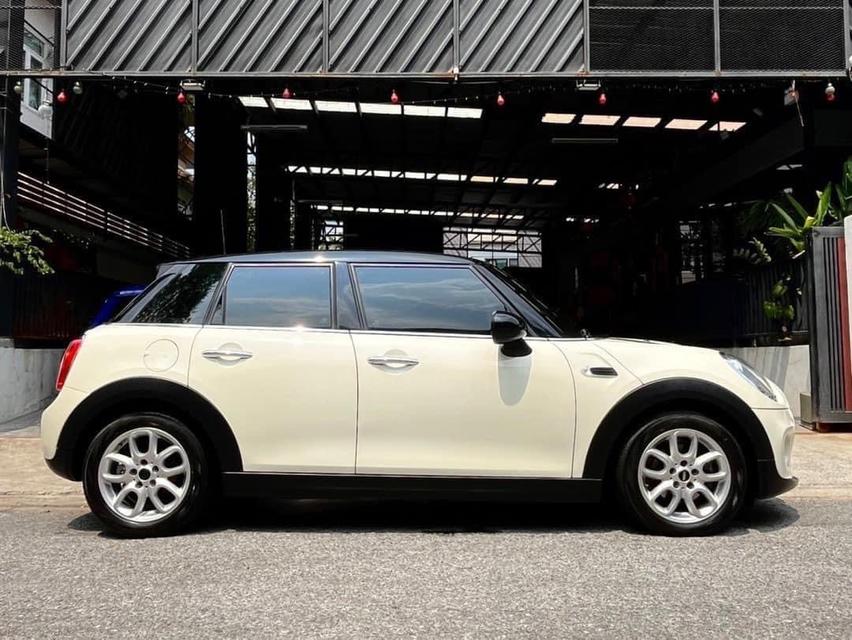 MINI COOPER 5 TURER RHD ปี 2015 2