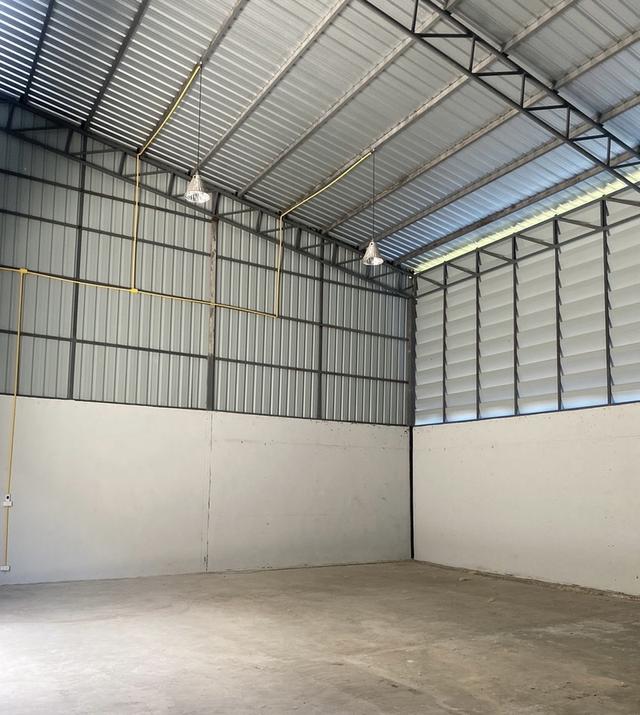 เริ่มต้นธุรกิจแบบมือโปร💢 เริ่มจากพื้นที่ดี✅ 📍โกดังให้เช่า ย่านสายไหม31 ทำเล✔️ดี ใกล้ตลาดเอซีสายไหมและสายไหมอเวนิว่าง✔️ เดินทางสะดวก✔️ 6