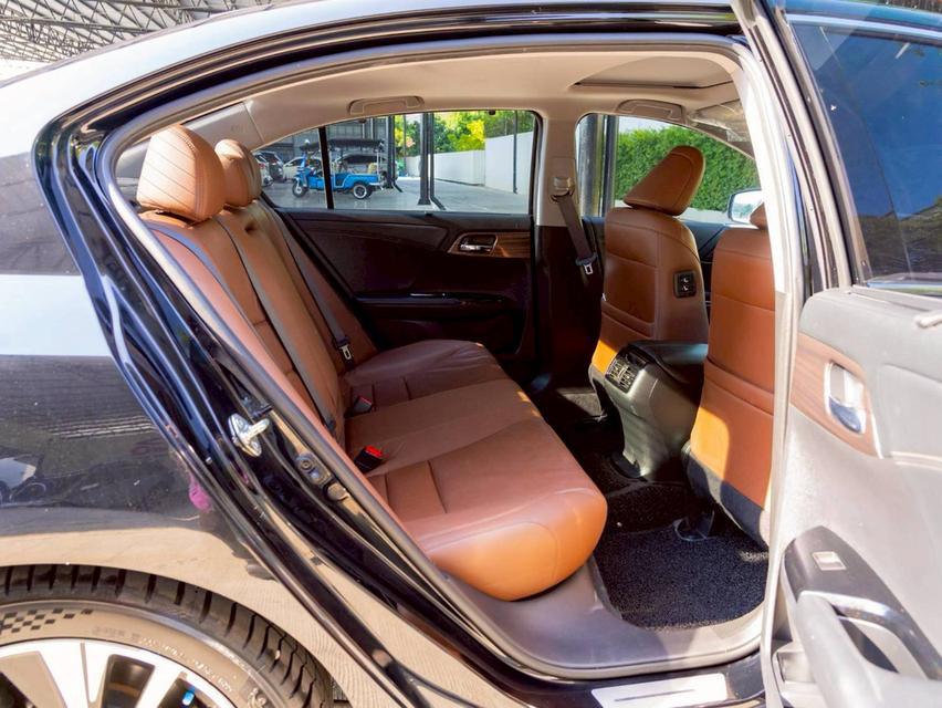 Honda Accord 2.0Hybrid Tech ปี19 รูปที่ 16