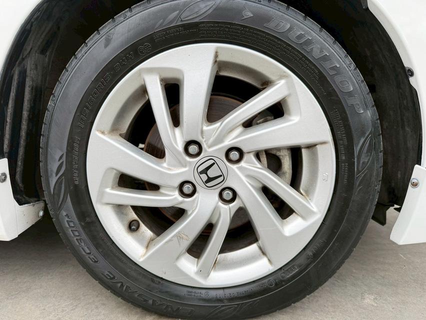 HONDA JAZZ 1.5V+ i-VTEC 2016 สีขาว 17