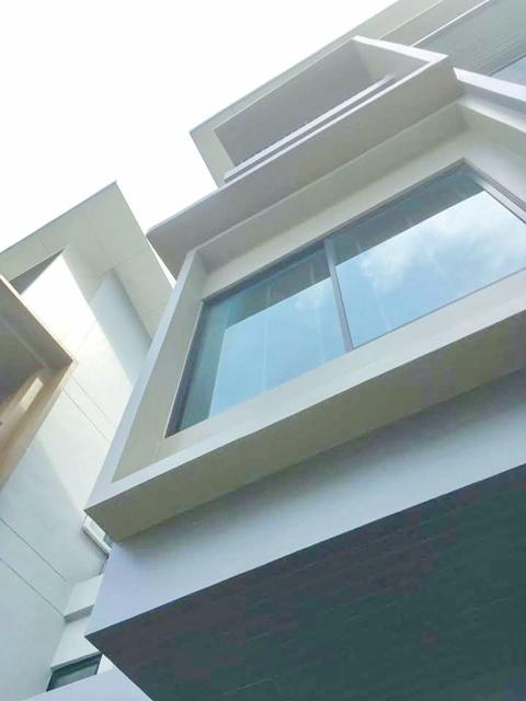 ทำเลทองทาวน์โฮมสุดหรู 3.5 ชั้นพร้อมแอร์ทั้งหลัง 3 นอน ราชพฤกษ์ ชัยพฤกษ์ รร.นานาชาติดีบีเอส 3.1 กม. 3 น้ำ แยก-สาลีโข ราชพ 4