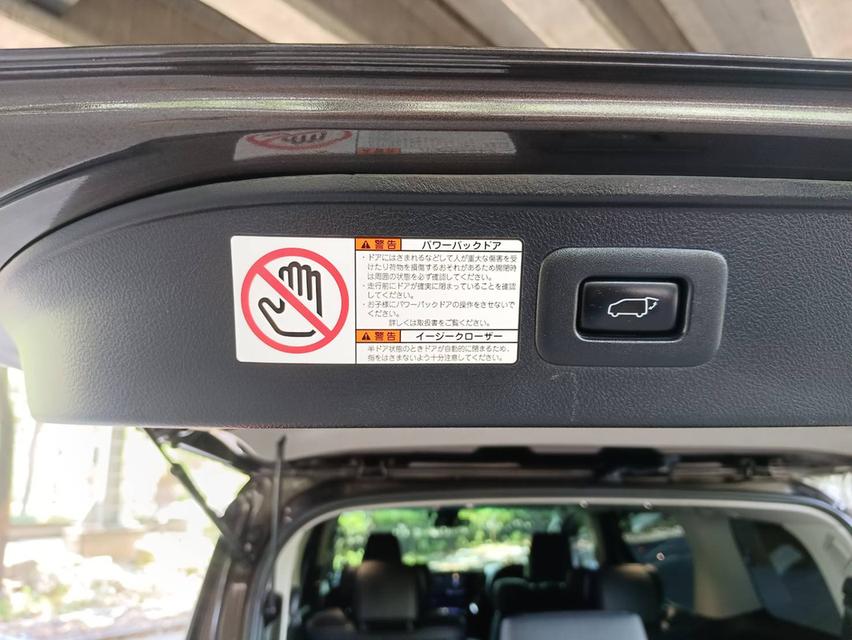 รหัสรถ PEAT3557 TOYOTA ALPHARD​ SC  ปี​ 19  6