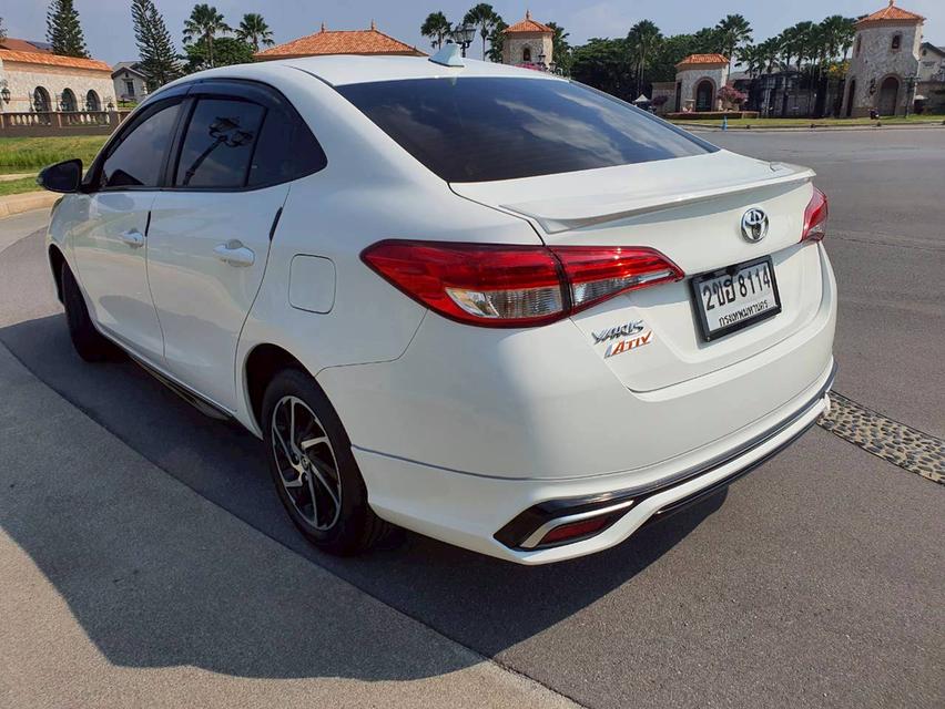 Toyota Yaris Ativ sport 2022 สีขาว รูปที่ 6