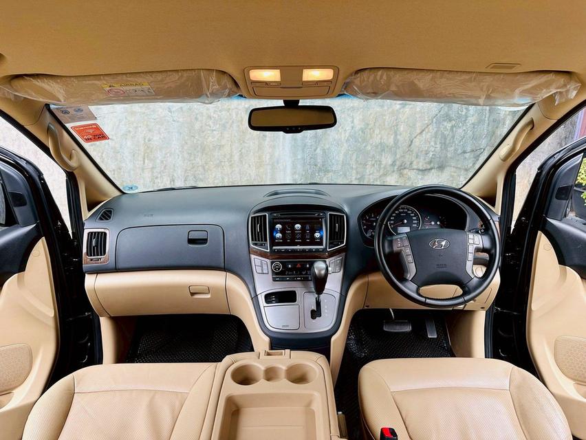 ขาย Hyundai H1 2.5Deluxe ปี19 8