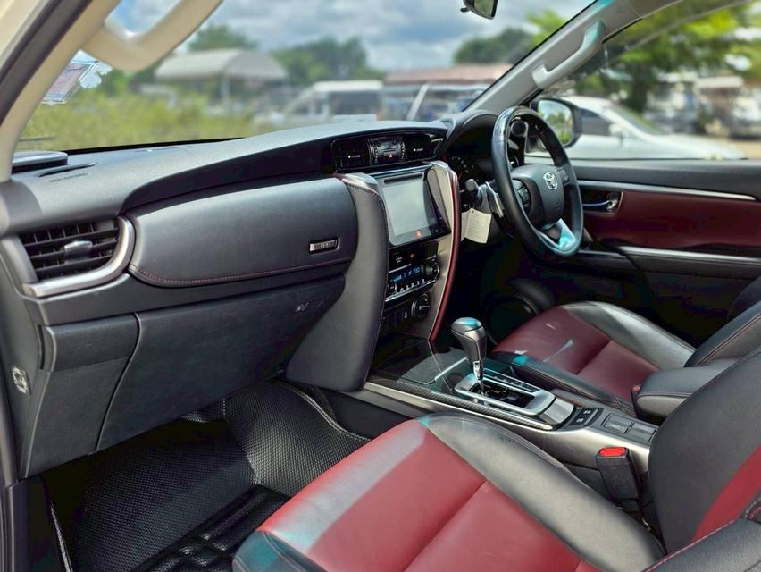 รหัสรถ NC9639 ✳️ FORTUNER 2.8 TRD Sportivo (Black Top) (4WD) 13