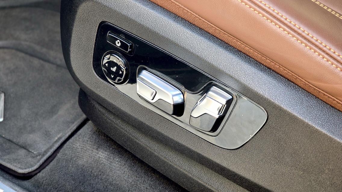 รหัสรถ WB36 BMW X5 MSPORT 2025 รูปที่ 12