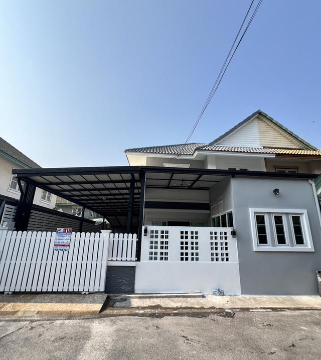 หมู่บ้านพฤกษา 30/1 (ติดถนนบ้านกล้วย-ไทรน้อย) รีโนเวทใหม่เอี่ยมทั้งหลัง 3