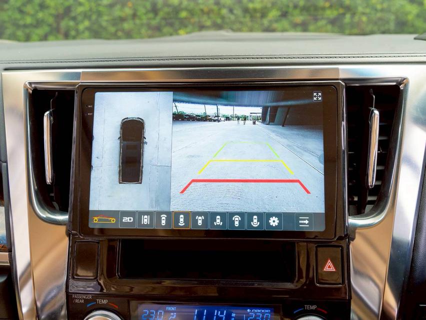 Toyota Alphard Hybrid GF 2.5L  ปี 2022 20