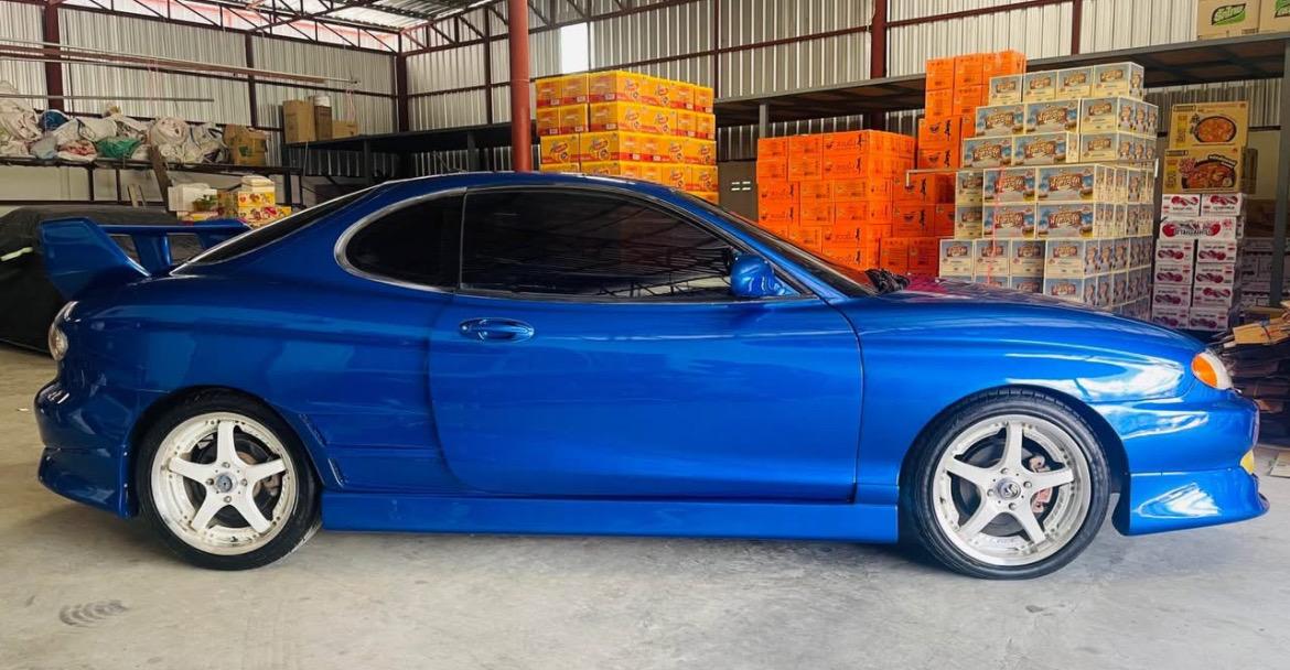 ปล่อยขาย Hyundai Tiburon สีน้ำเงิน 4