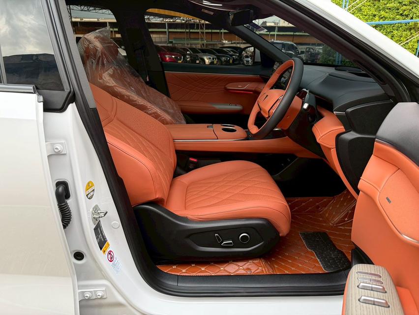 รหัสรถ PBG9999 Deepal S07 สีขาวเบาะส้ม ปี 2024 10