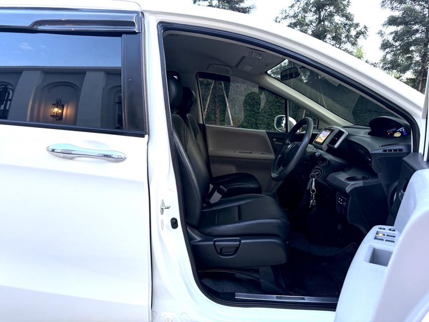 HONDA FREED 1.5EL ปี 2012 รูปที่ 12