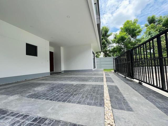 PB5882ขายบ้าน 2 ชั้น หมู่บ้านเดอะ ซิตี้ สุขุมวิท–อ่อนนุช บ้านเดี่ยวแปลงมุม ดีไซน์ทันสมัย ใกล้รถไฟฟ้า  3