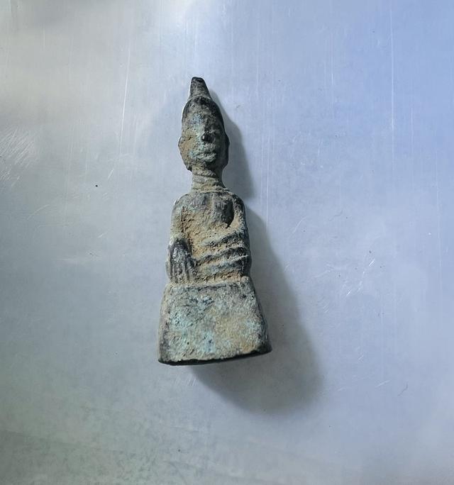 พระเชียงศิลปะลาวเนื้อสำริด รูปที่ 2