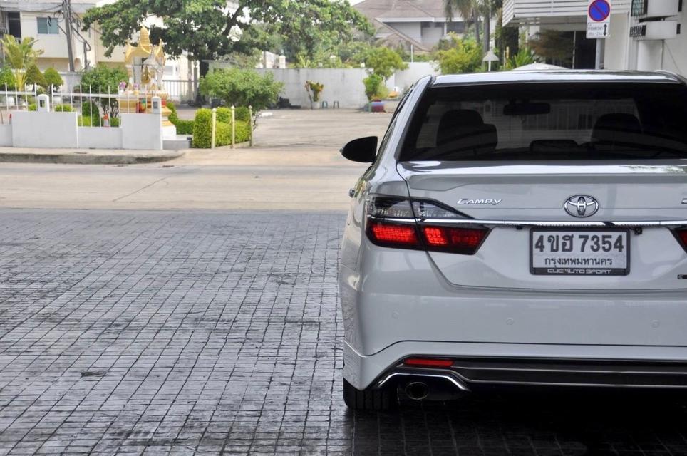 Toyota camry 2.0G Extremo MNC D4S ปี 2017 8