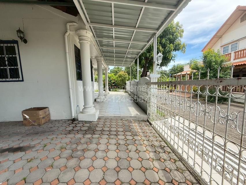 บ้านกฤษดานคร 16 ถนนบรมราชชนนี แขวงศาลาธรรมสพน์ เขตทวีวัฒนา กรุงเทพมหานคร 3