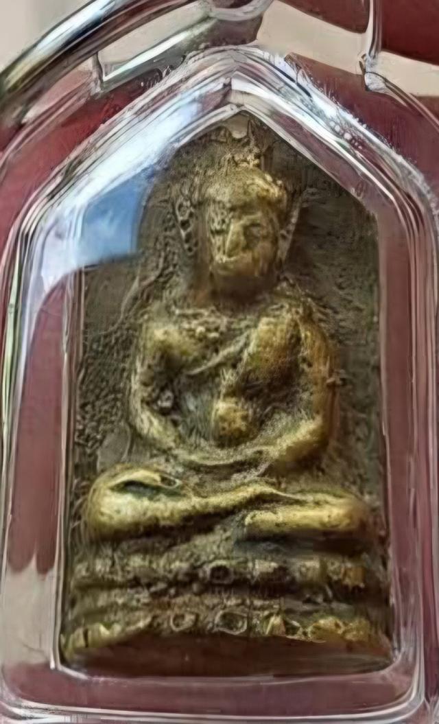 พระเครื่องพระบูชาเครื่องรางของขลัง