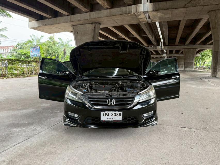 ขายรถ Honda Accord 2.0EL ปี 2014 สีดำ เกียร์ออโต้ 16