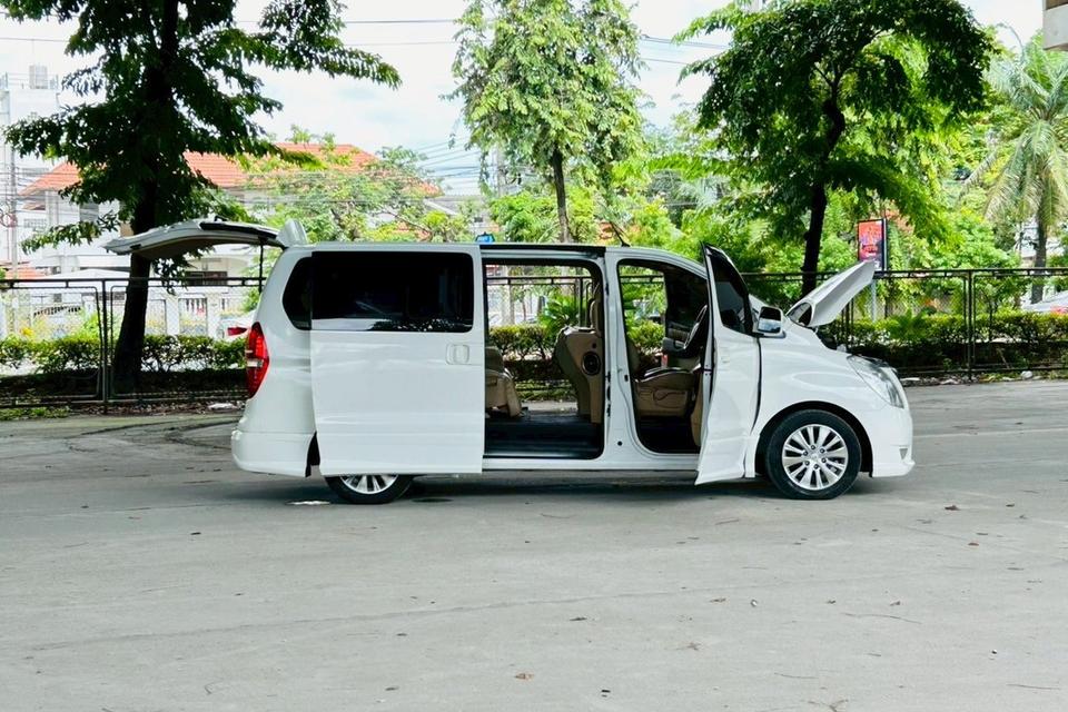 ðĨāļāļĢāļĩāļāļēāļ§āļāđ āļĢāļāļāļđāđ VIP 7 āļāļĩāđāļāļąāđāļ āļĢāļļāđāļāļāđāļāļ āļŠāļļāļāļŦāļĢāļđ āļĢāļāļŠāļ§āļĒ āļāļĢāđāļāļĄāđāļāđ Hyundai Grand Starex 2.5 VIP AT āļāļĩ 2013 20