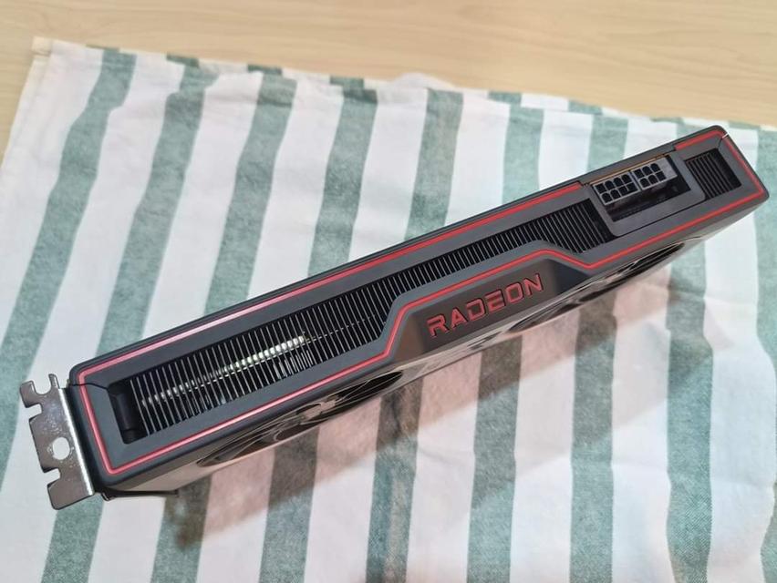 AMD Radeon RX 6700 XT  4