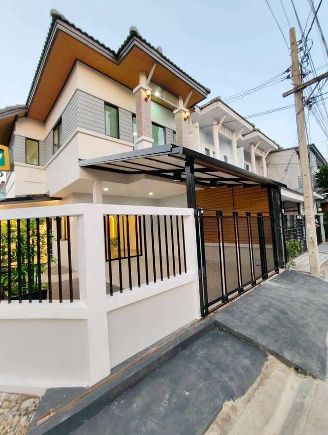 หมู่บ้านดิเอมเมอรัลด์พาร์ค2 ทำเลชัยพฤกษ์ ราชพฤกษ์ทาวน์เฮ้าส์ 2 ชั้น หลังมุม ถนนเมน 3