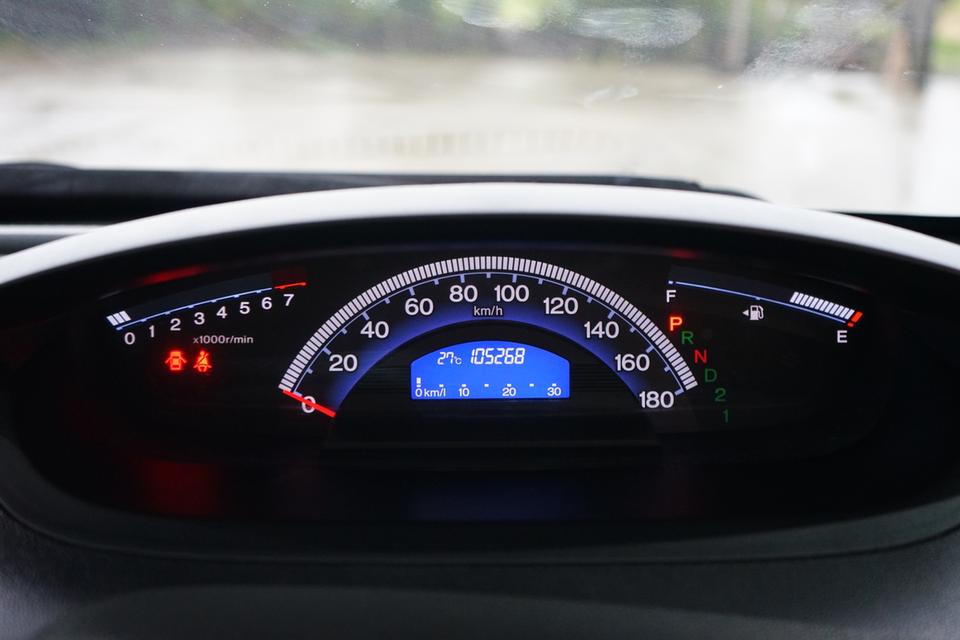 2013 HONDA FREED 1.5EL 13