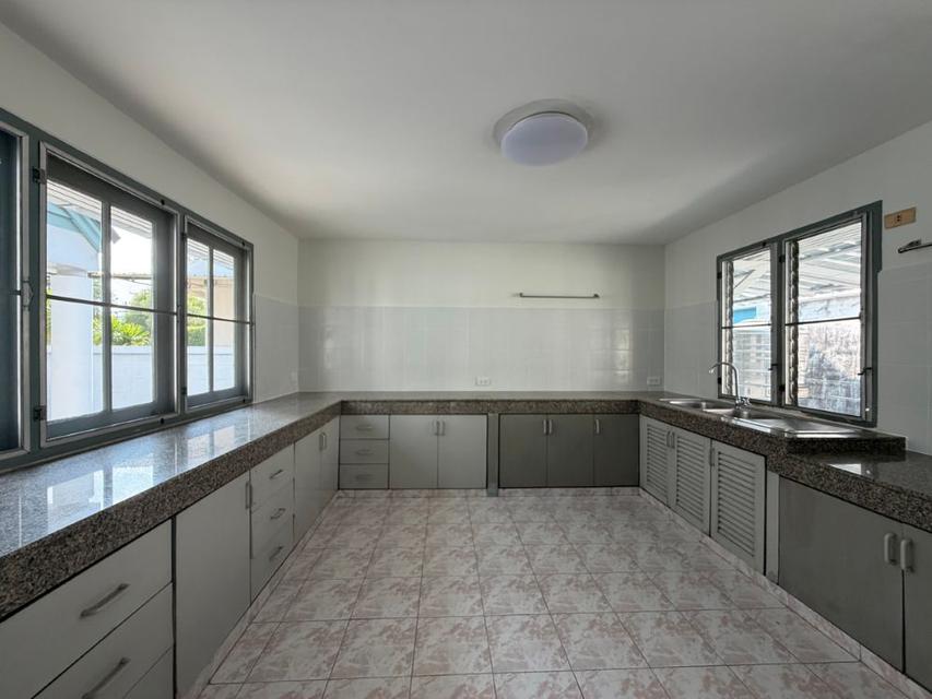 ให้เช่าบ้านเดี่ยว หมู่บ้านโฮมเพลส รามคำแหง 140 พร้อมเข้าอยู่ ทำเลดี เดินทางสะดวก ใกล้รถไฟฟ้าสายสีส้ม 10