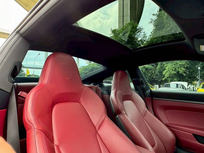 Porsche 911 Carrera S ปี 2020 (992) 13