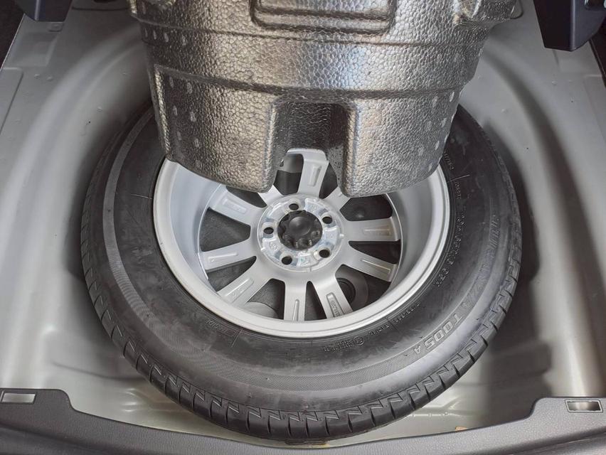 Toyota Camry 2.0 g ปี 2019 รุ่นใหม่ โฉม Minor Change 9