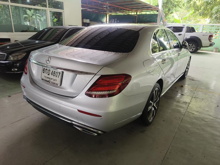BENZ E220d Exclusive (ดีเซล) ปี 2017 ไมล์แค่ 56,000 กม.แท้ (ออกรถ กค.2017)