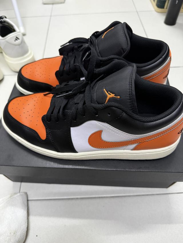 รองเท้าNike air jordan 1 low รูปที่ 3
