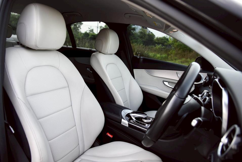 รหัสรถ CBL3222 Mercedes-Benz C350e 2.0 Avantgarde AT 2017 7