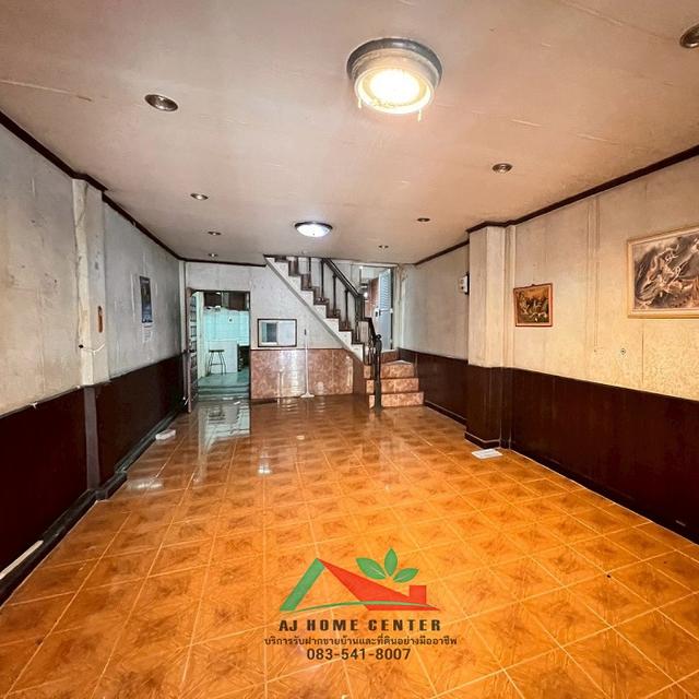 ขายตามสภาพถูกที่สุด3.99ล้าน ทาวน์เฮ้าส์3ชั้น 17ตรว. ซ.วิภาวดีรังสิต10 เหมาะซื้อไปปรับปรุง 2