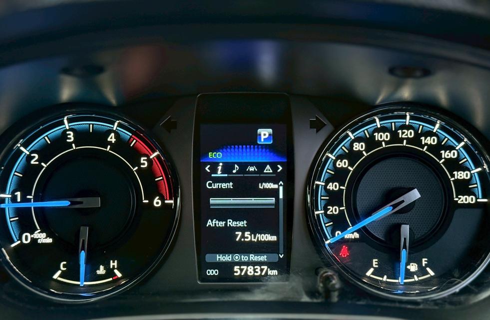 ปี 2021 TOYOTA HILUX REVO, 2.8 4WDDOUBLECAB มือเดียวป้ายแดง รุ่นท็อปพึ่งเช็คระยะ ประวัติครบ 11