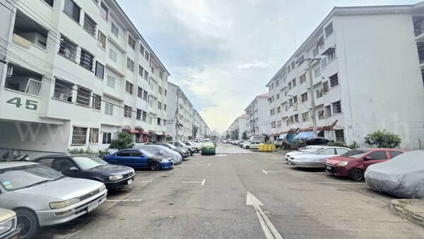 เอื้ออาทร บางบัวทอง ติดถนน บางกรวย ใกล้ เซ็นทรัลเวสเกต 2