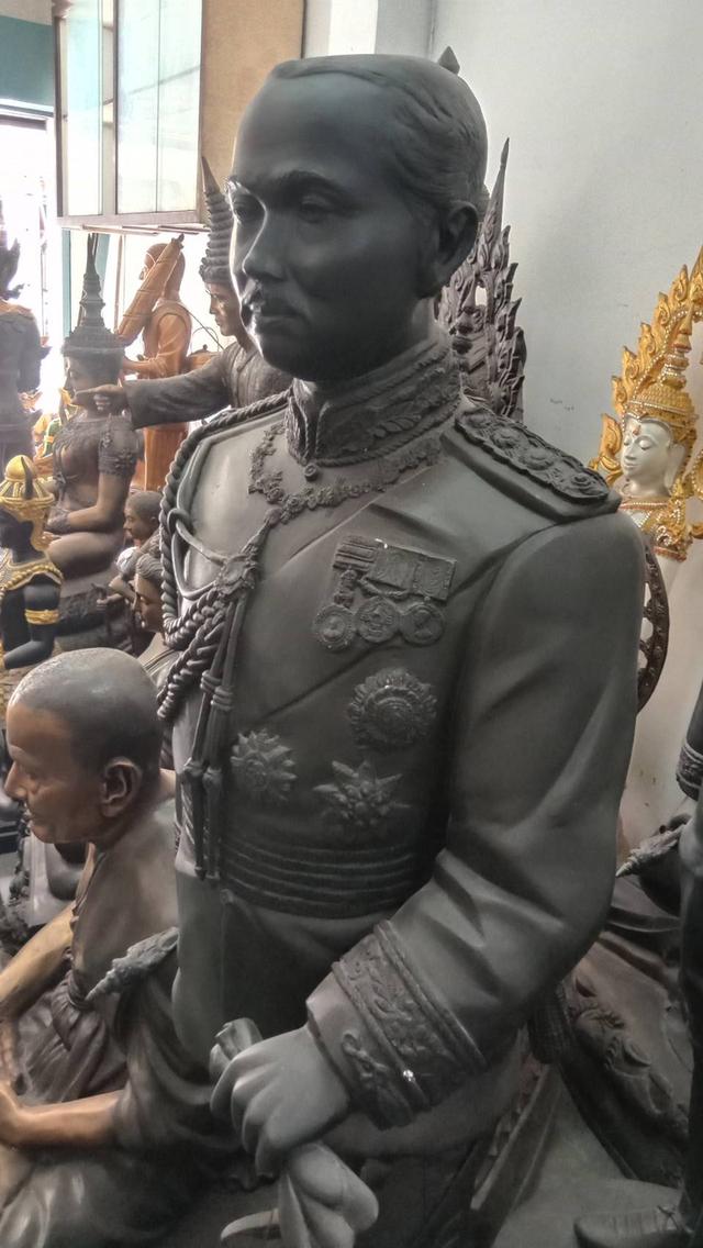 614.พระบรมรูปหล่อในหลวงรัชกาลที่ 5 พระบาทสมเด็จพระปรมินทรมหาจุฬาลงกรณ์ พระจุลจอมเกล้าเจ้าอยู่หัว (องค์ใหญ่)
