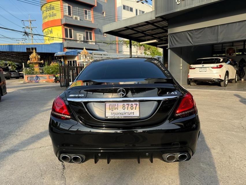 Mercedes-Benz C43 AMG (4ประตู) สีดำ ตัวรถปี 2019 ออกจากศูนย์ปี 2021   2