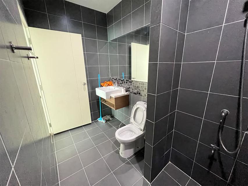 ทาวน์โฮม 3.5 ชั้น หมู่บ้านธารา ราชพฤกษ์-ปิ่นเกล้า 18