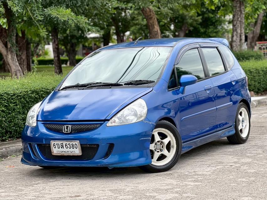 Honda Jazz GD 1.5 VTEC เครื่องยนต์: เบนซิน เกียร์:ออโต้ ปี: 2004 สี:น้ำเงิน รูปที่ 2