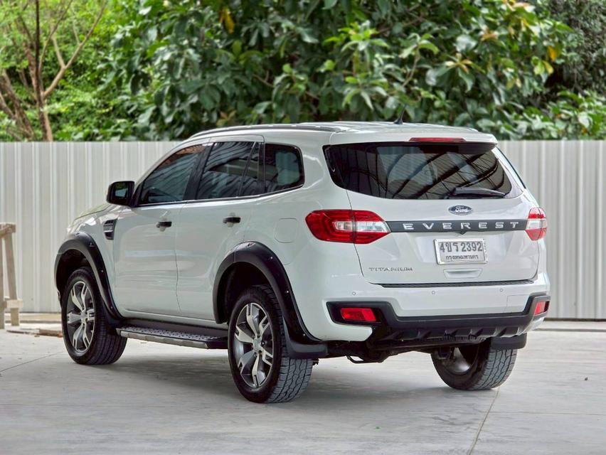 ขาย Ford Everest 2.2Titaninm+ ปี17