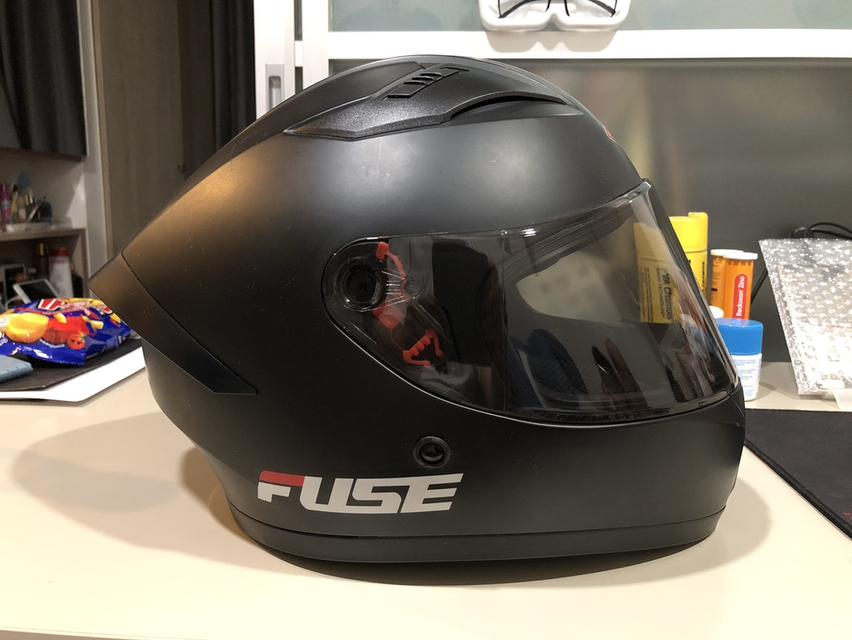 หมวกกันน็อกเต็มใบ Fuse Razor Matte Black | ENNXO