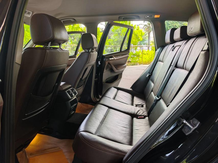 🚗 2016 BMW X3 xDrive20d Highline LCI AT รูปที่ 19