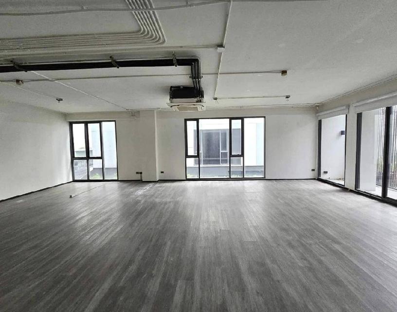 ให้เช่า โฮมออฟฟิศ / Home Office 5 ชั้น / ทำเล พระราม 9 / โครงการ ดิ เอเลเมนท์ พระราม 9 8