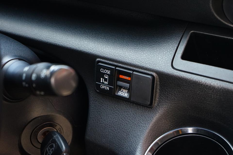 🚩 TOYOTA SIENTA 1.5 G 2018 18