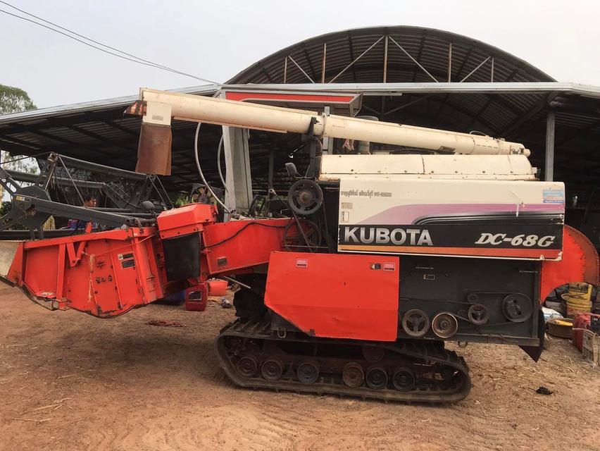 ขายรถเกี่ยวข้าว KUBOTA DC-68G 