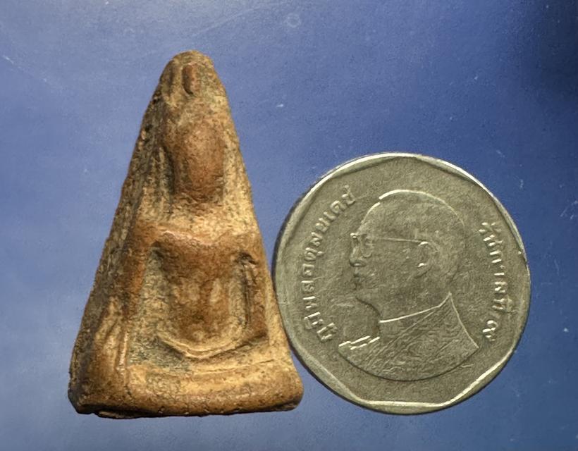 พระนางพญา เข่าโค้ง 9