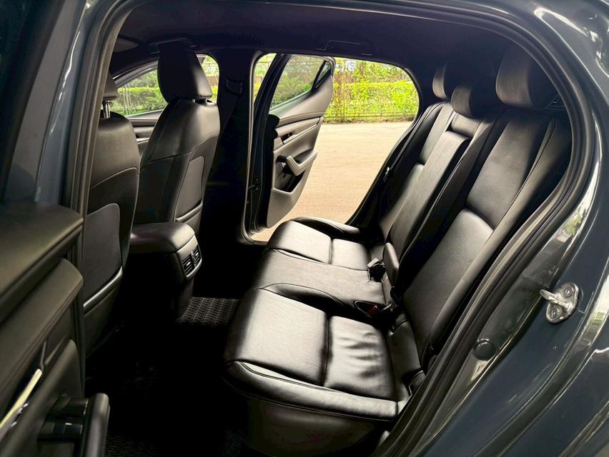 Mazda 3 2.0 SP Sports Hatchback AT ปี 2020 รถสวยมือเดียว ไมล์น้อย สภาพดี 18