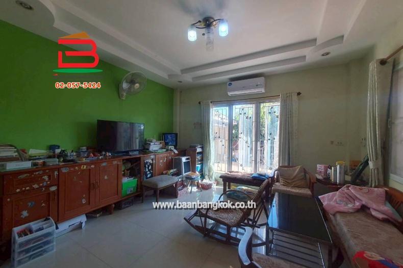 บ้านเดี่ยว บ้านสร้างเอง (ใกล้ตลาดสดหนองจอก) เนื้อที่ 199 ตรว. แขวงโคกแฝด เขตหนองจอก 4