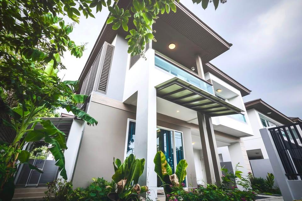 บ้านเดี่ยวให้เช่า นวลจันทร์ 36 4 ห้องนอน 3 ห้องน้ำ 1